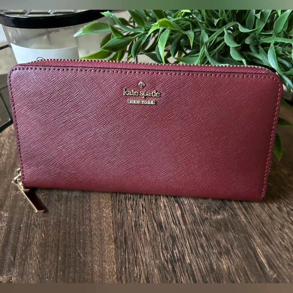 Kate Spade Continental Wallet Deep  Maroon Color-like new